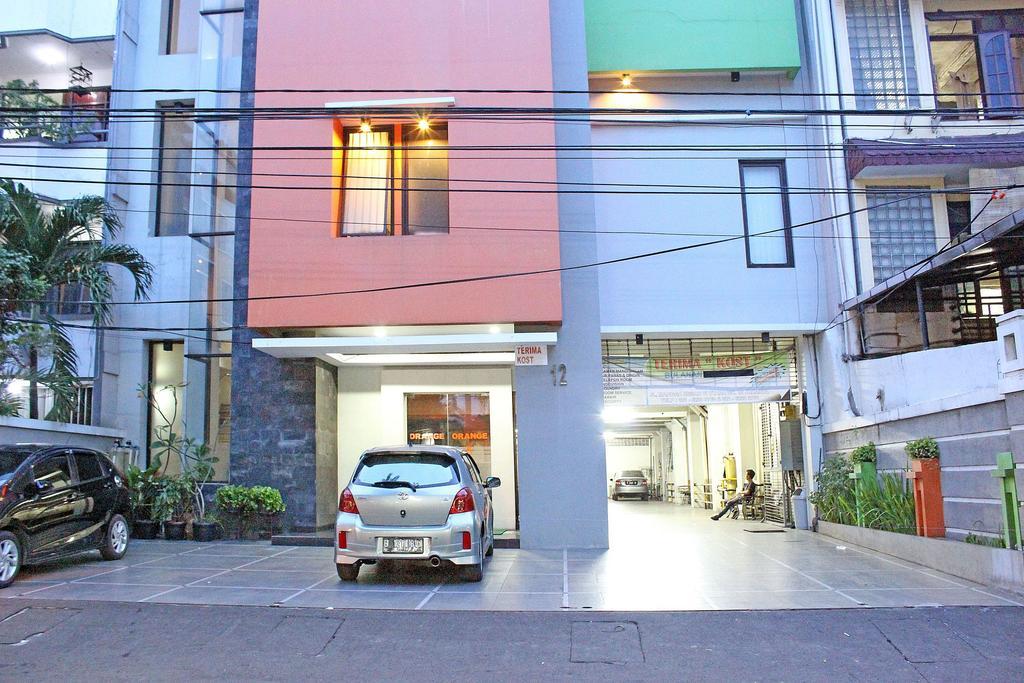 Klinpod Hotel Jakarta Exterior foto